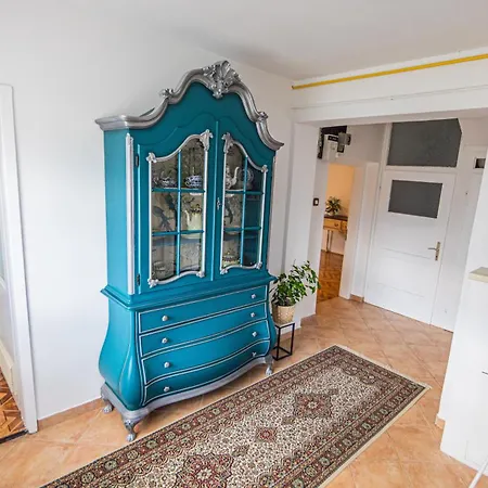 Apartma Reunica
