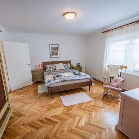 Apartament Apartma Reunica